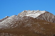 45 Zoom in Menna